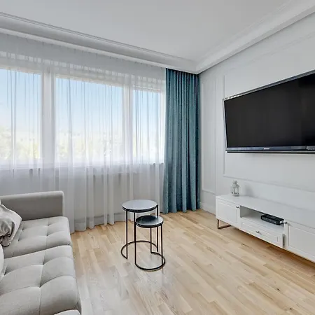 Seaside Primore By Downtown Apartament